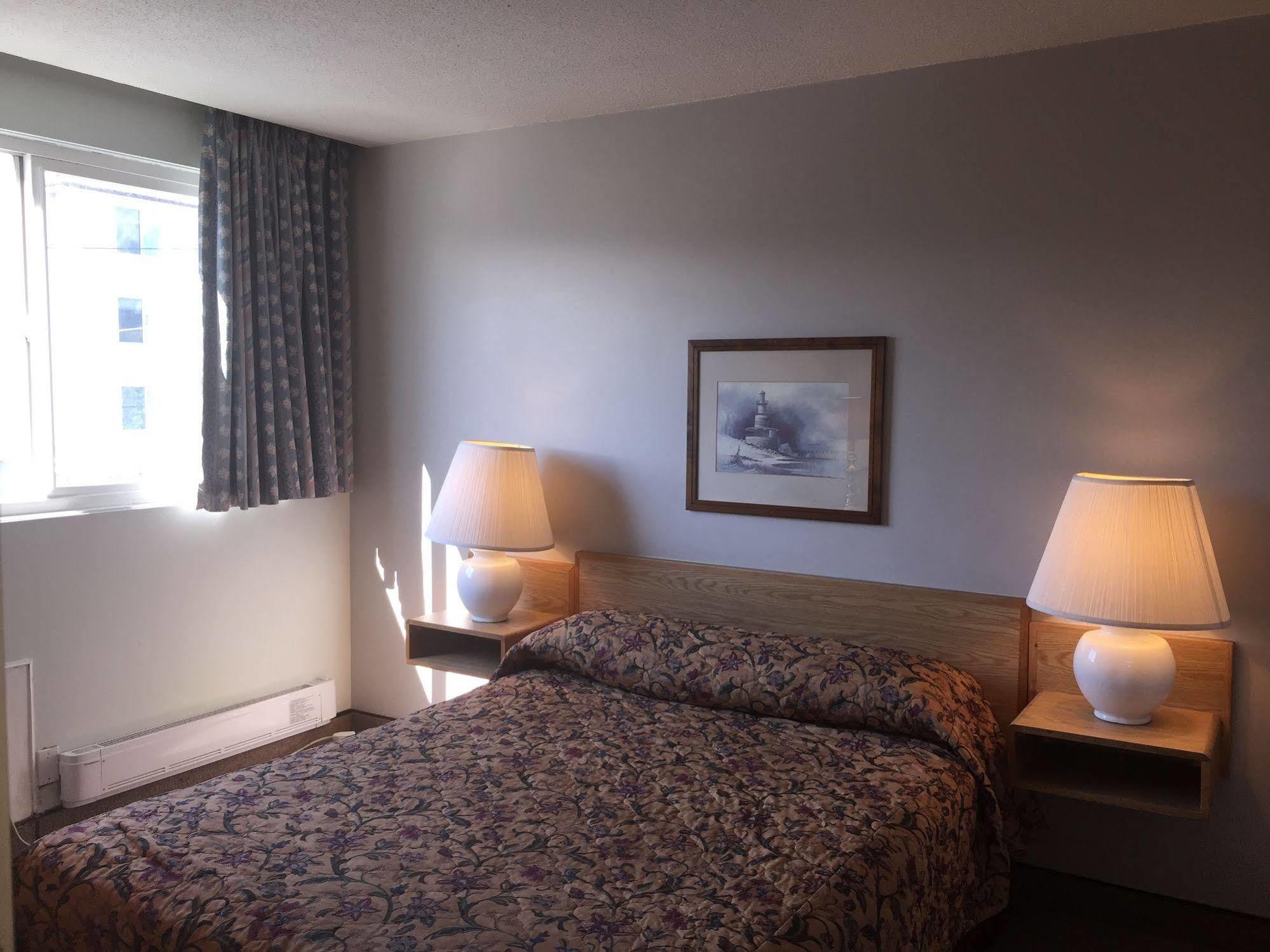 Tyee Village Motel Port Alberni Exterior foto